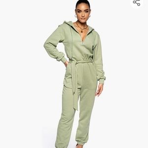🔖NWT Journee Jumpsuit